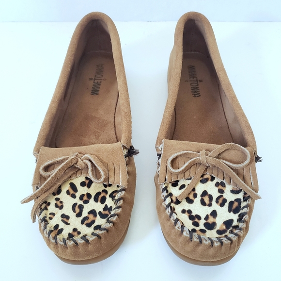 Minnetonka Shoes - Minnetonka Leopard Top Driving MOC Size 9.5